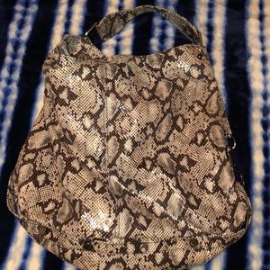 Rebecca Minkoff Bags - Rebecca Minkoff XL snakeskin hobo 🐍 Rebecca Minkoff Bags - Rebecca Minkoff XL snakeskin hobo 🐍